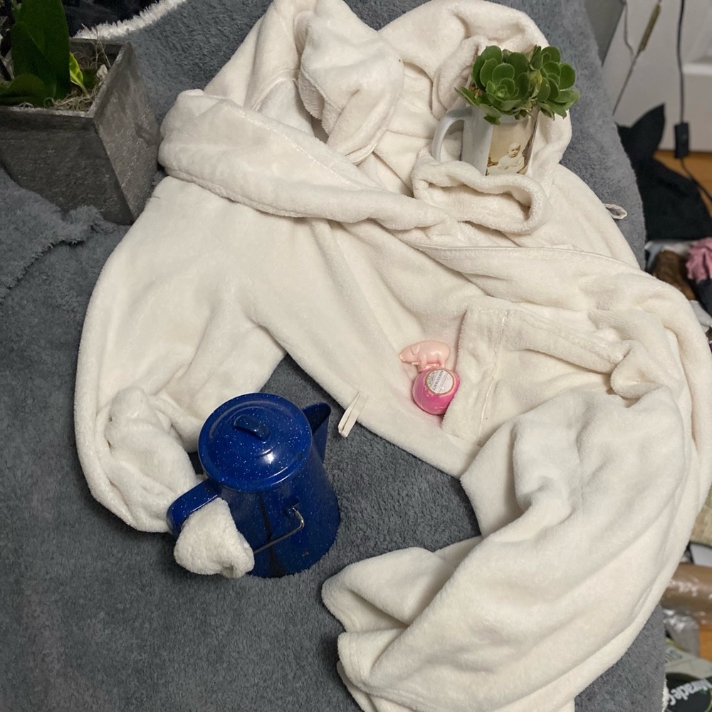 Cozy Cream Hooded Robe